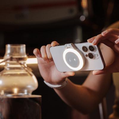 MagGlow Phone Fill Light